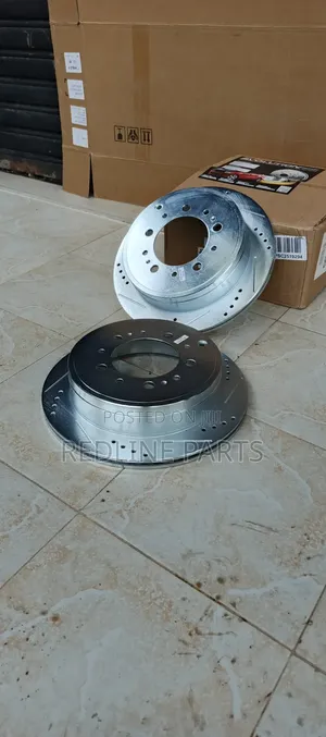 Toyota Landcruiser Lc 200/Lx570 Rear Slot Drilled Rotors