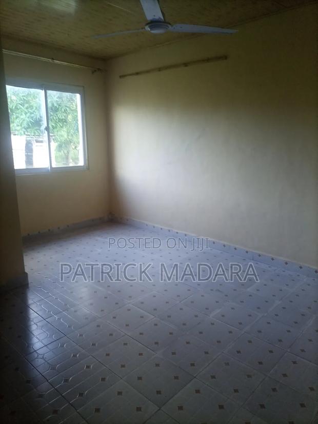 1bdrm Bedsitter in Kashani Next To, Kiembeni for rent