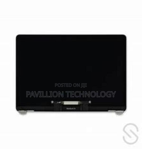 Macbook A2337 - thumbnail 2