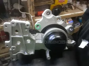 Nissan Xtrail Nt32 After Market New Gearboxmounting.