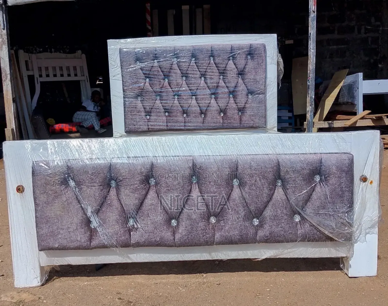 Dark Gray Fabric With White Flame 4by6