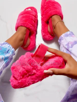 Fluffy Fancy Slides (Size 38) - Pink