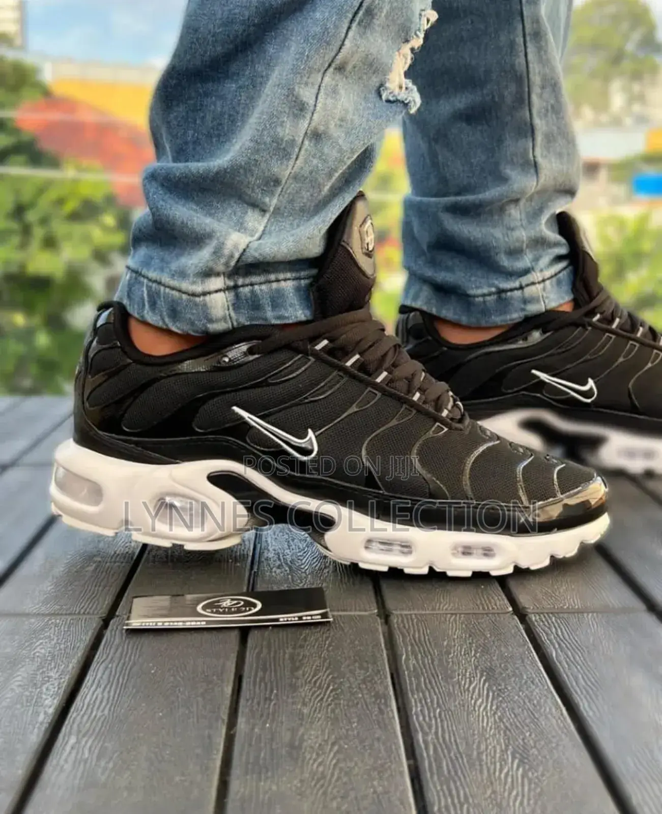 Nike Tn Black White Sole