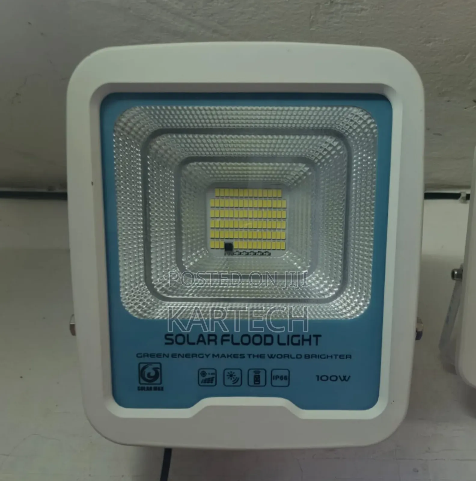 Solarmax 100w Solar Floodlight