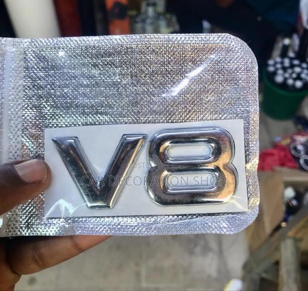 V8 3d Decal Badge for Prado - main view