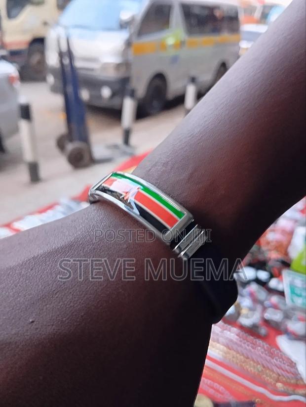 Kenyan Flag Bracelet. - thumbnail 2