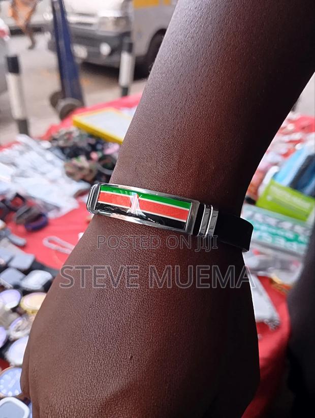 Kenyan Flag Bracelet. - thumbnail 3