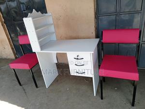 Manicure Table and Chairs - main view