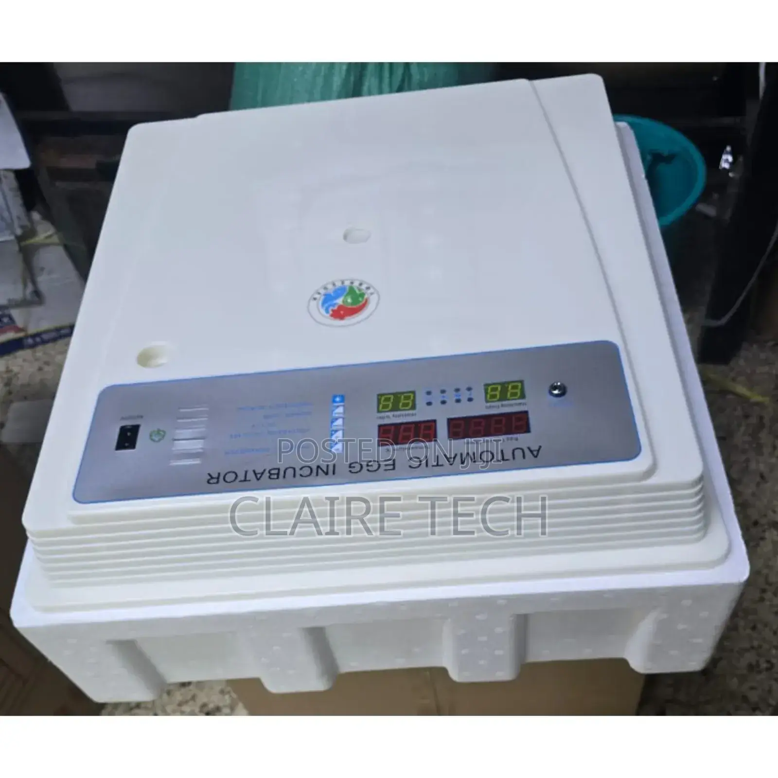 56 Eggs Automatic Incubator