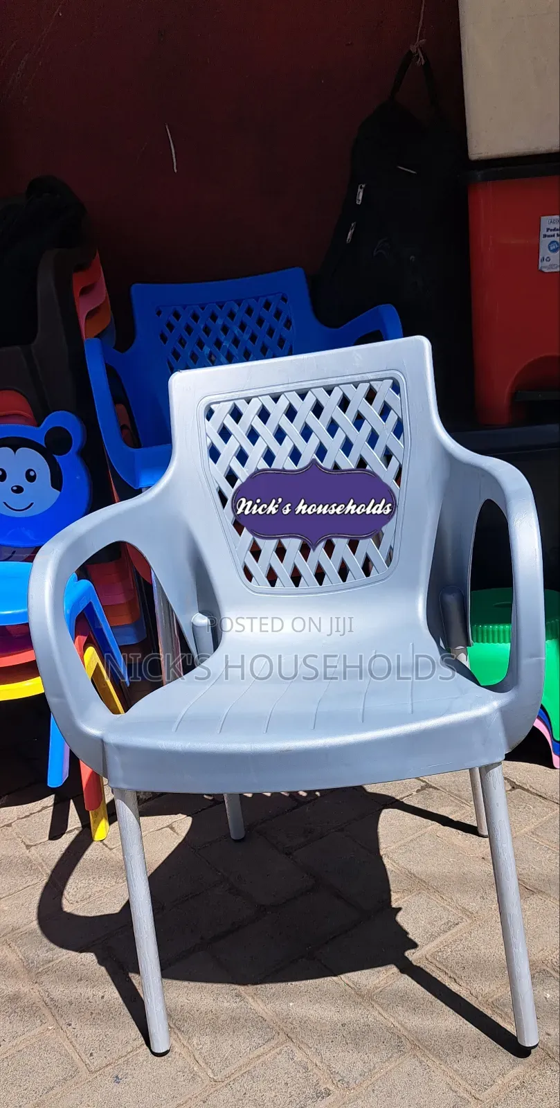 Limited Stock,Plastic Chairs With Metal Tubing Legs And Arms