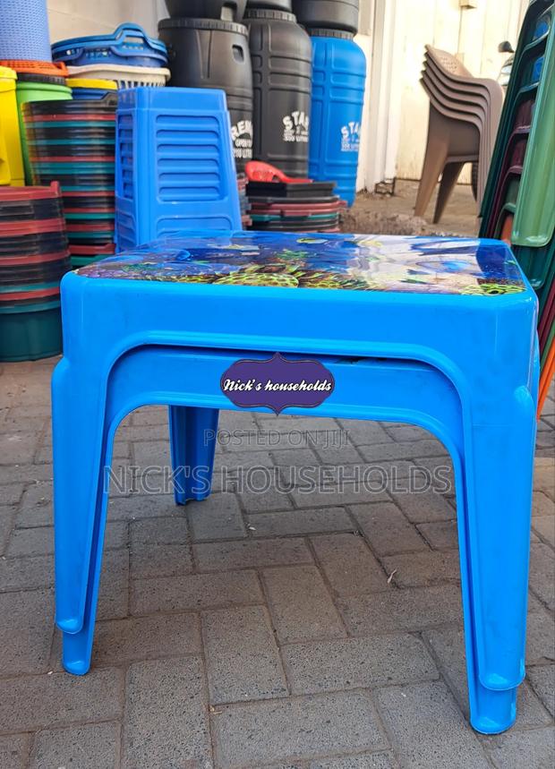 Adix Kid Plastic Tables - thumbnail 3