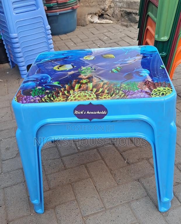 Adix Kid Plastic Tables - thumbnail 4