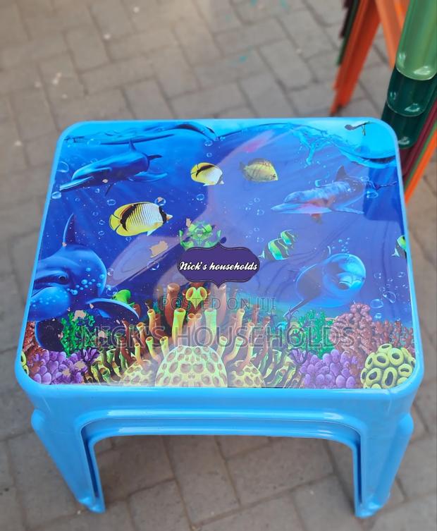 Adix Kid Plastic Tables - thumbnail 5