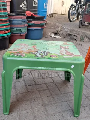Beautiful Kids Square Plastic Table