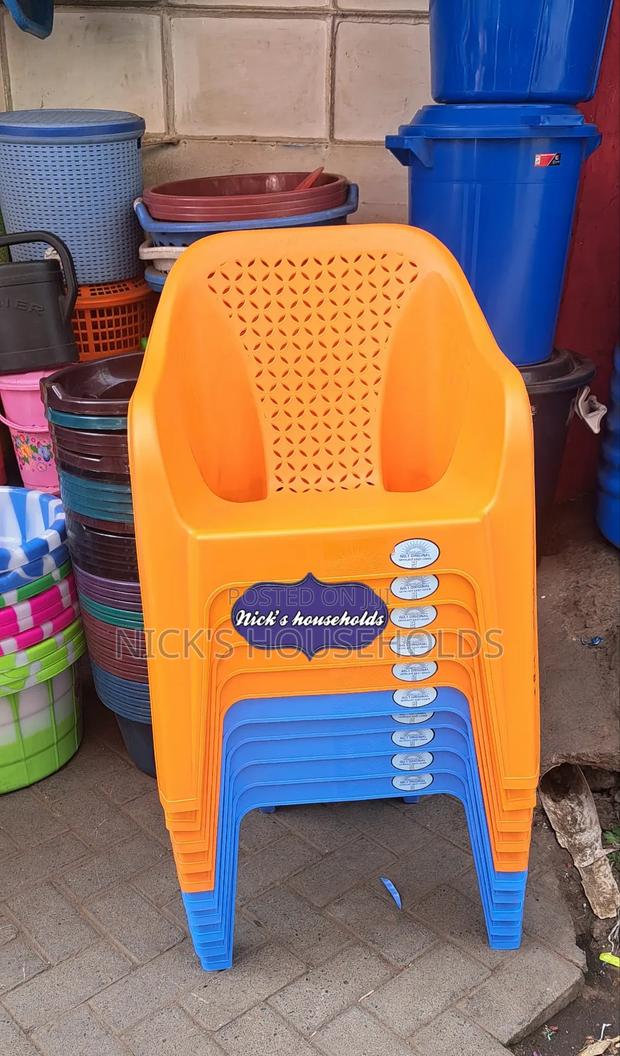 Quality Blue Orange Skyplast Plastic Chair - main view