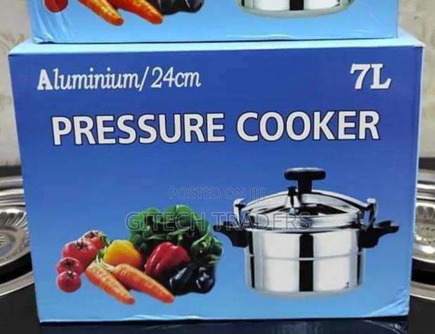 Pressure Cooker 7 LTRS