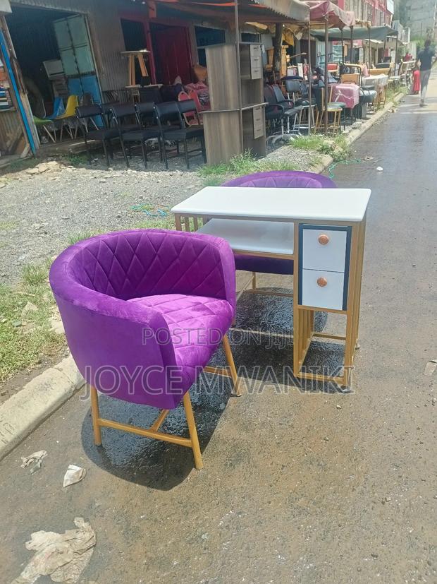 Manicure Set, Purple Seats, White Marble Table,  - thumbnail 2