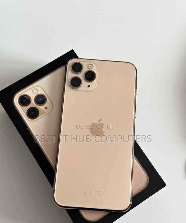 New Apple iPhone 11 Pro Max 256 GB Gold - thumbnail 3