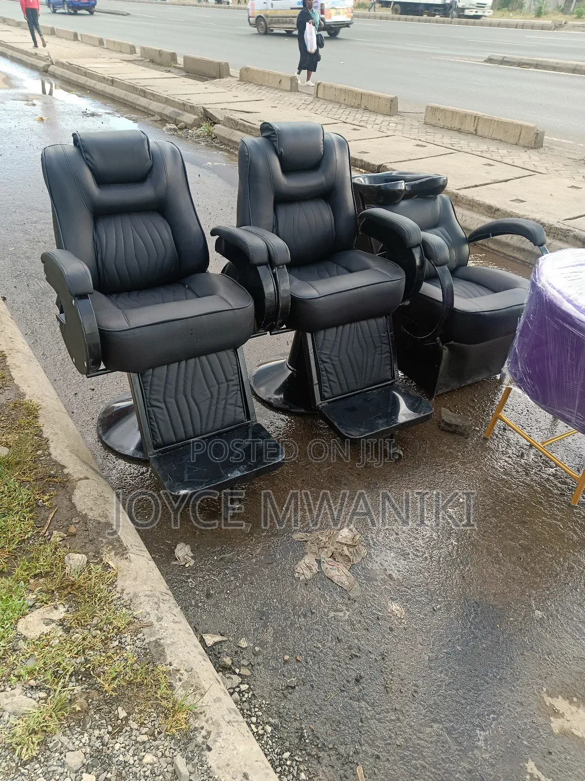 2 Barber Seats, Sink Chair, Alll Black 