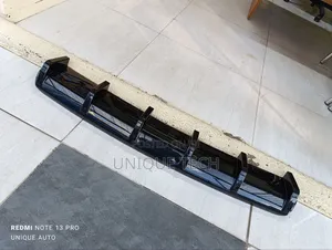Universal 6 Fin Rear Diffuser ( Sleek Sporty)