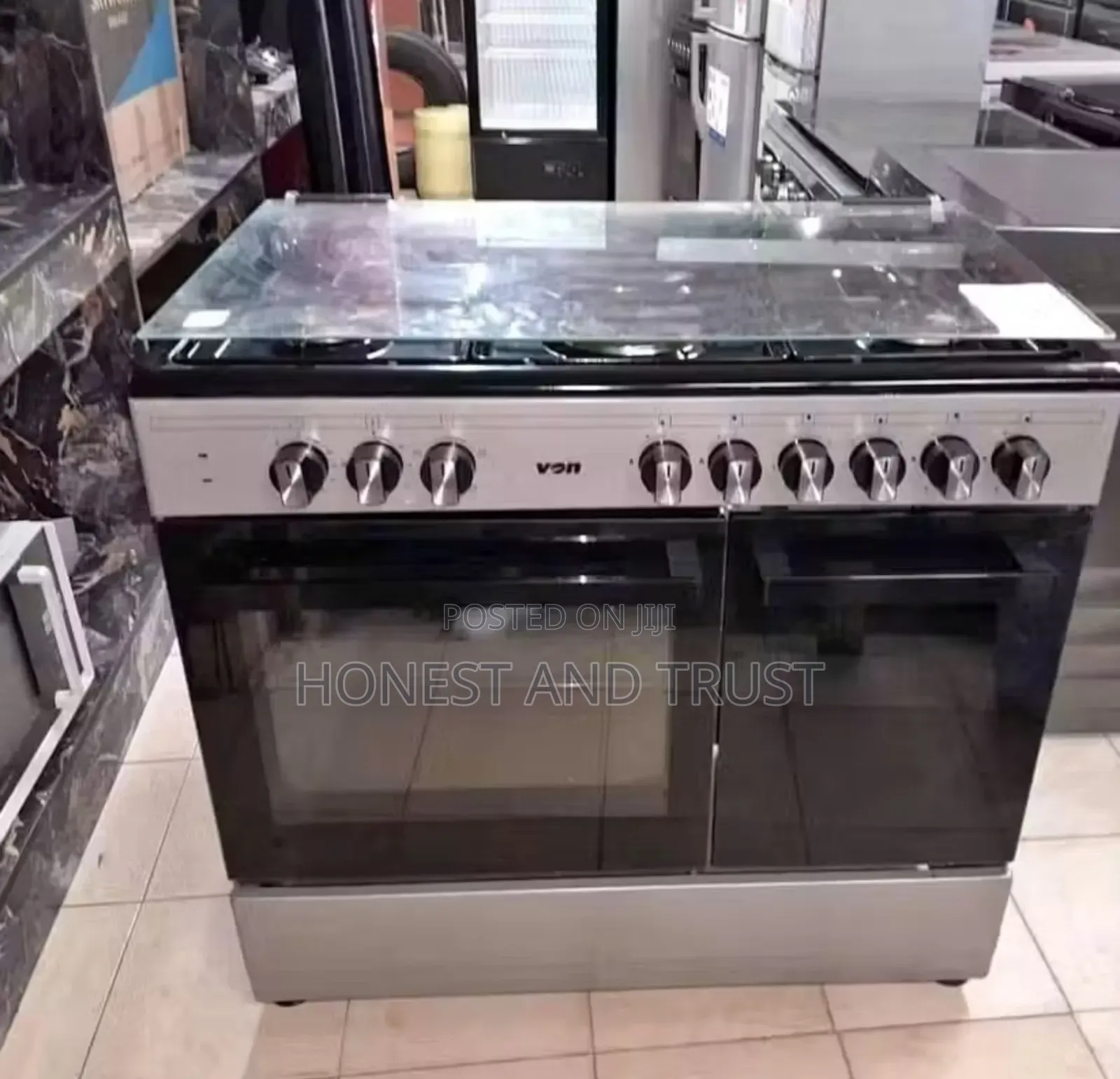 Von 60×90 Standing 4+2 Cooker With Gas Cylinder Compartment