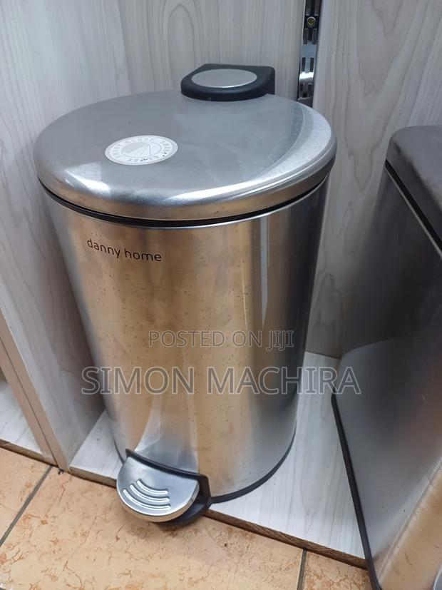 Stainless Steel Pedal Garbage Can 15l