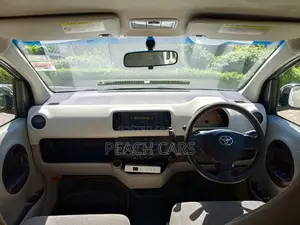 Toyota Passo 2012 White