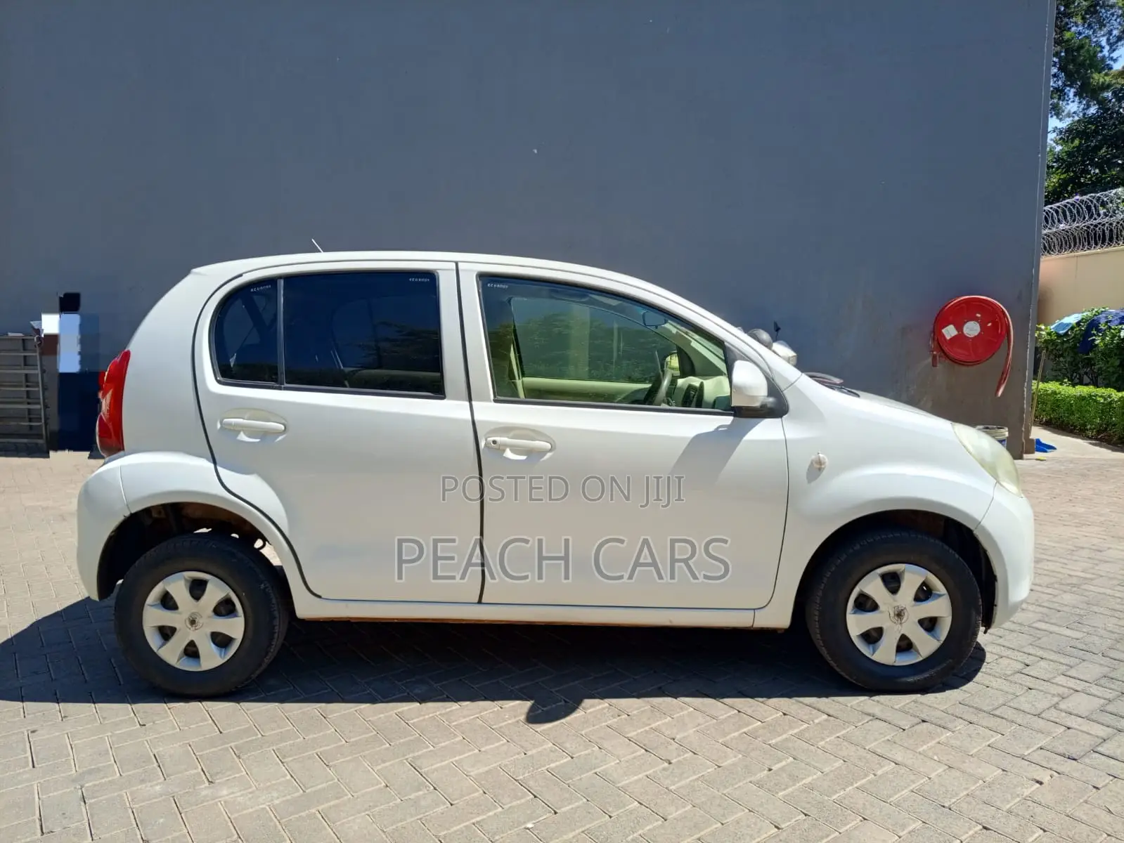 Toyota Passo 2012 White