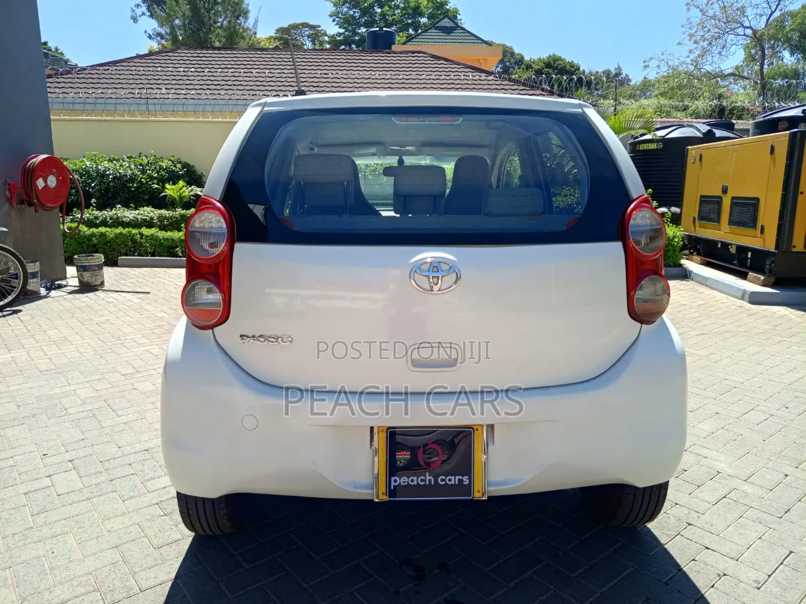 Toyota Passo 2012 White
