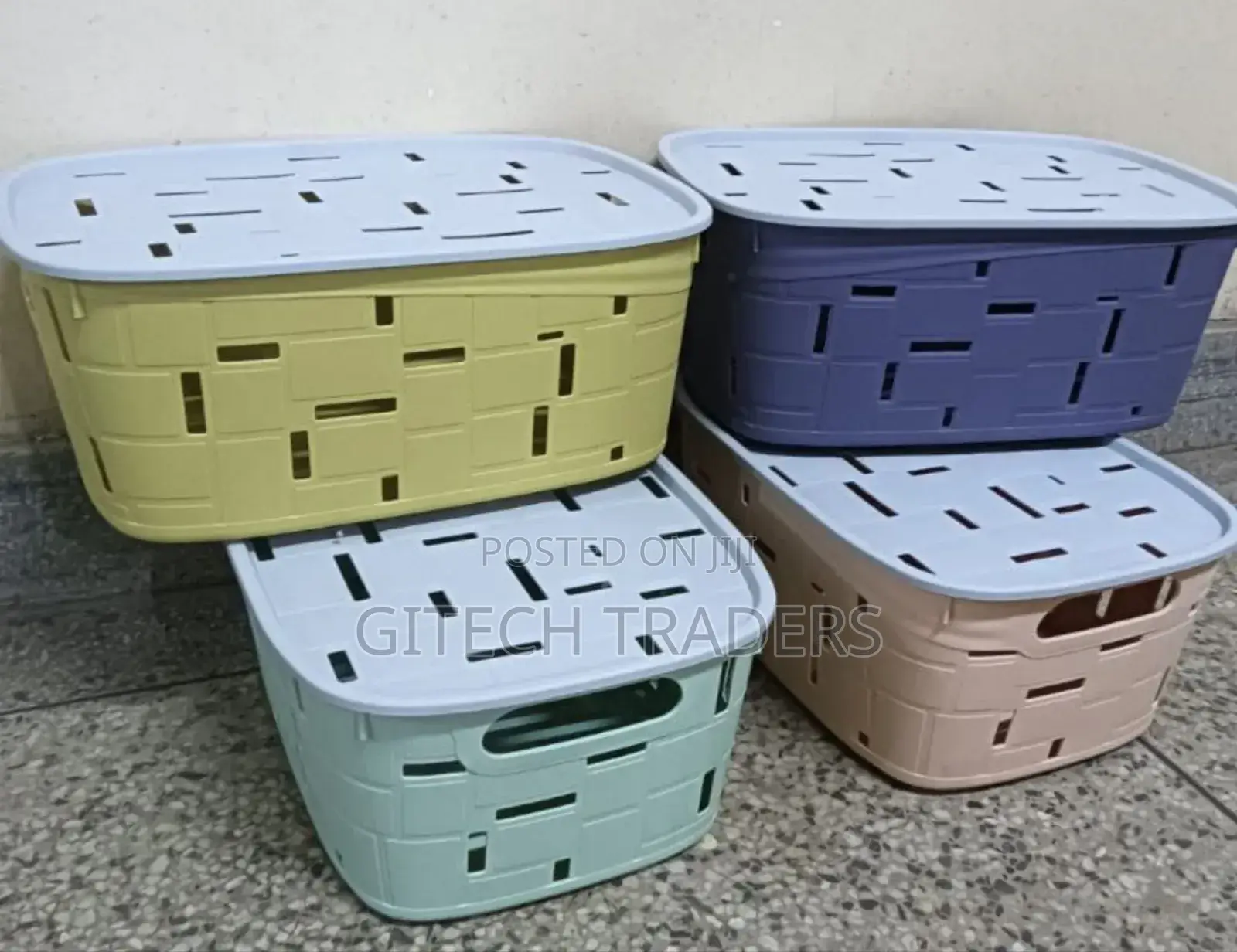 *Multipurpose Sundries Storage Baskets With Lid