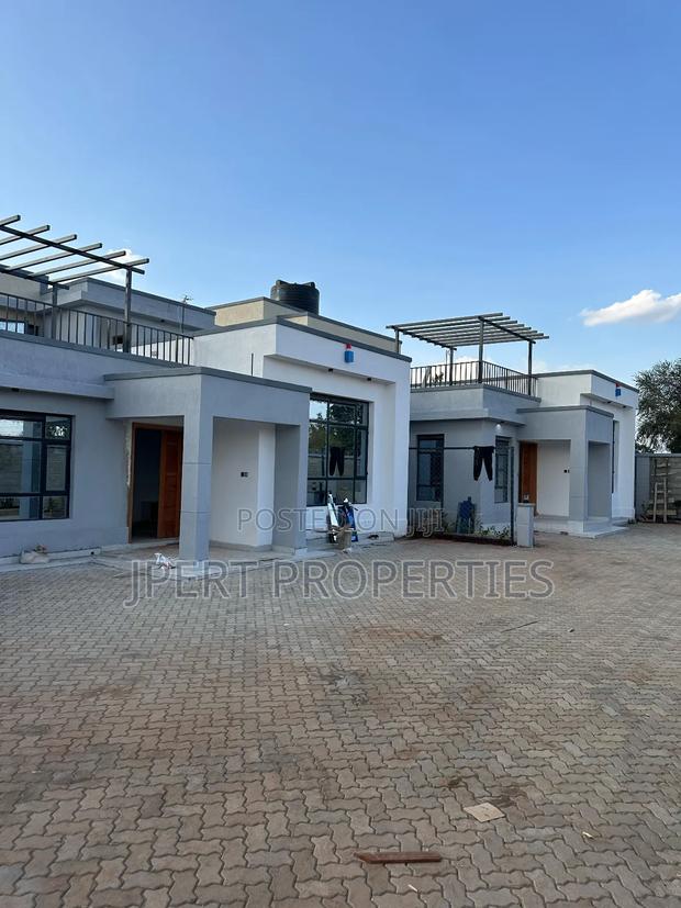 4bdrm Maisonette in Mugutha, Ruiru for sale - thumbnail 2
