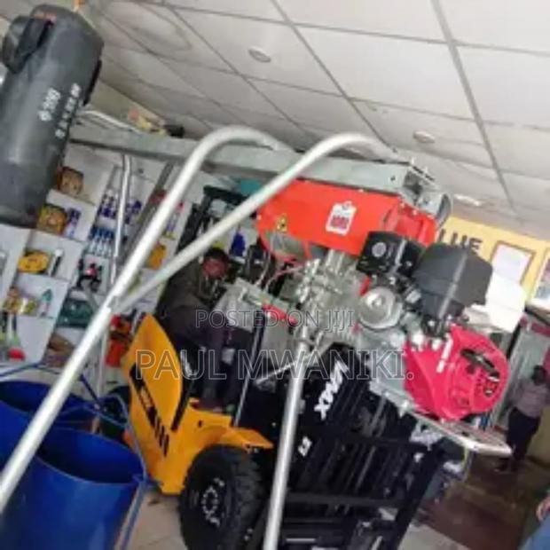 Construction Hoist Machine 1 Tonne / Iori Italy - thumbnail 2