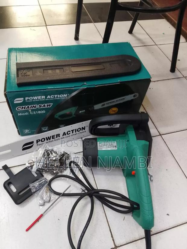 Power Action Electric Chainsaw
1800 Watts
16" Blade