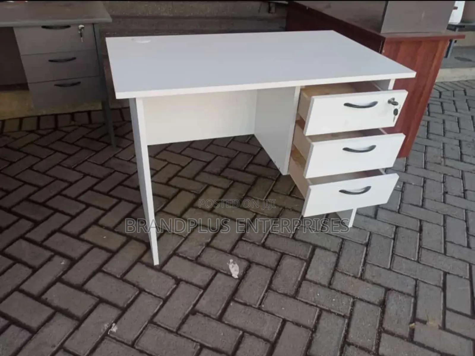 1m White Office Study