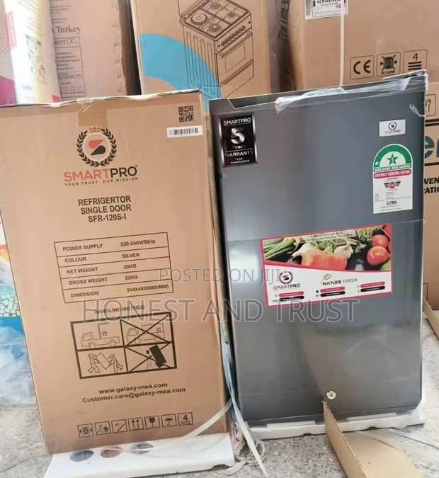 Energy-Efficient and Stylish Smartpro 90l Fridge