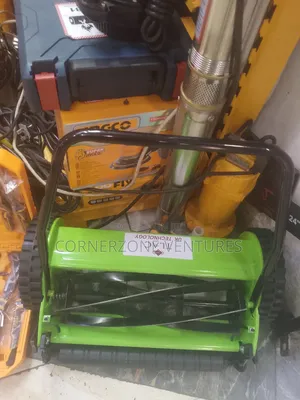 Affordable Manual Lawn Mower/ Lawn Mower