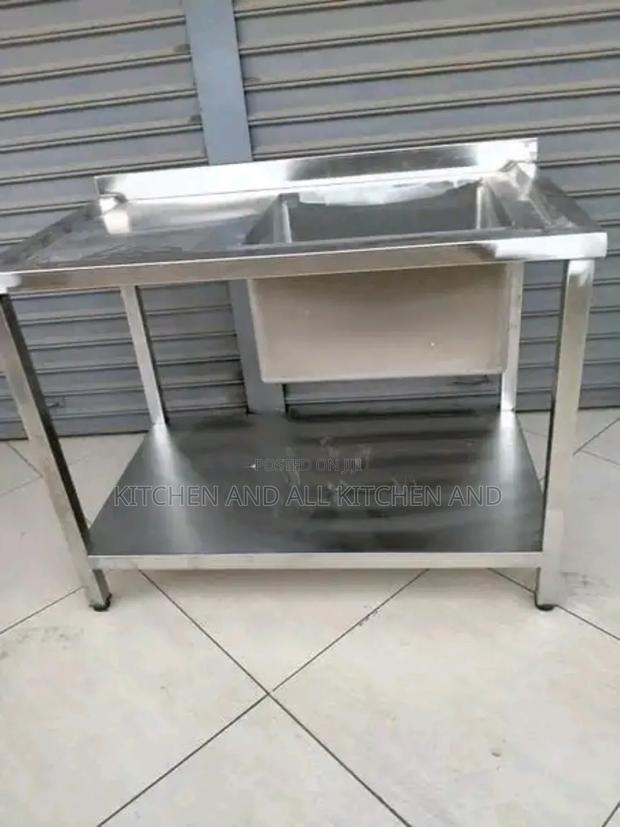 Ss Quality Sink With Undershelf