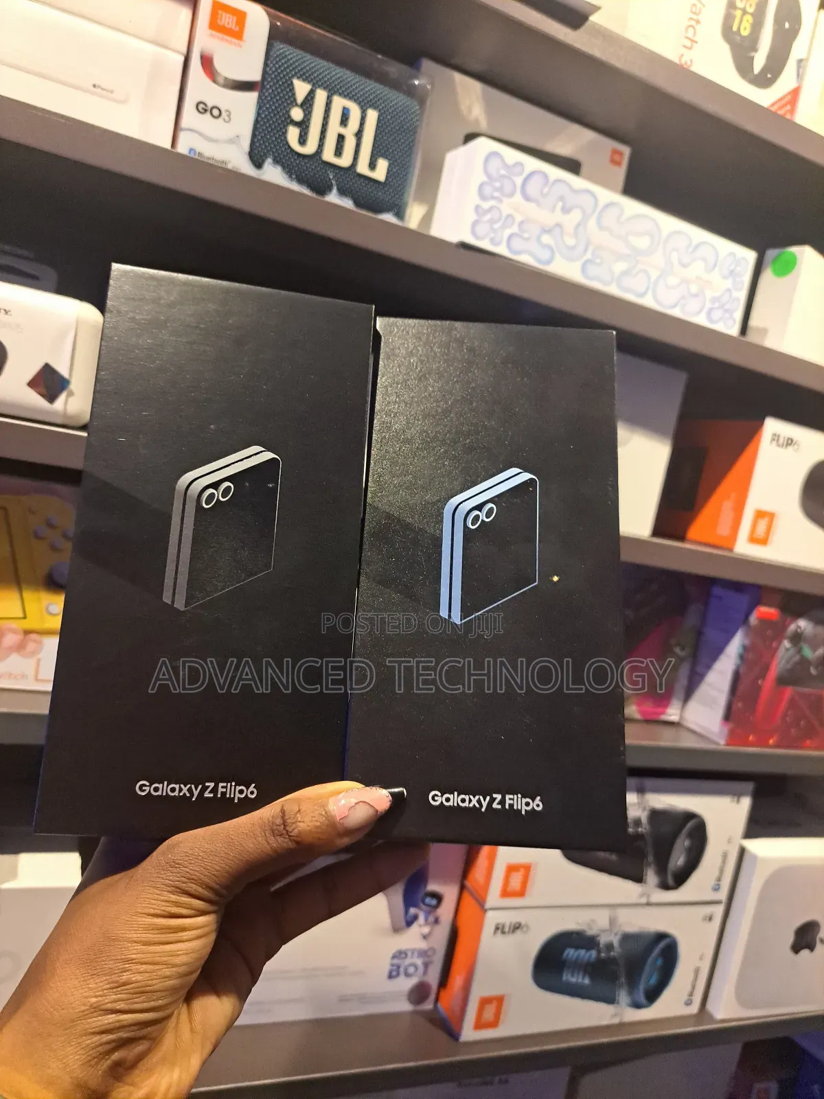 New Samsung Z 16 GB Black