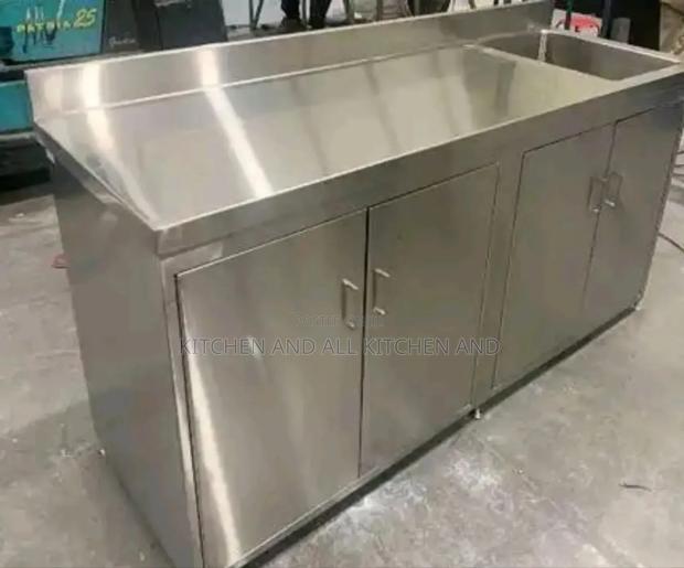 Kitchen Cabinet With Sink +Smooth Worktop