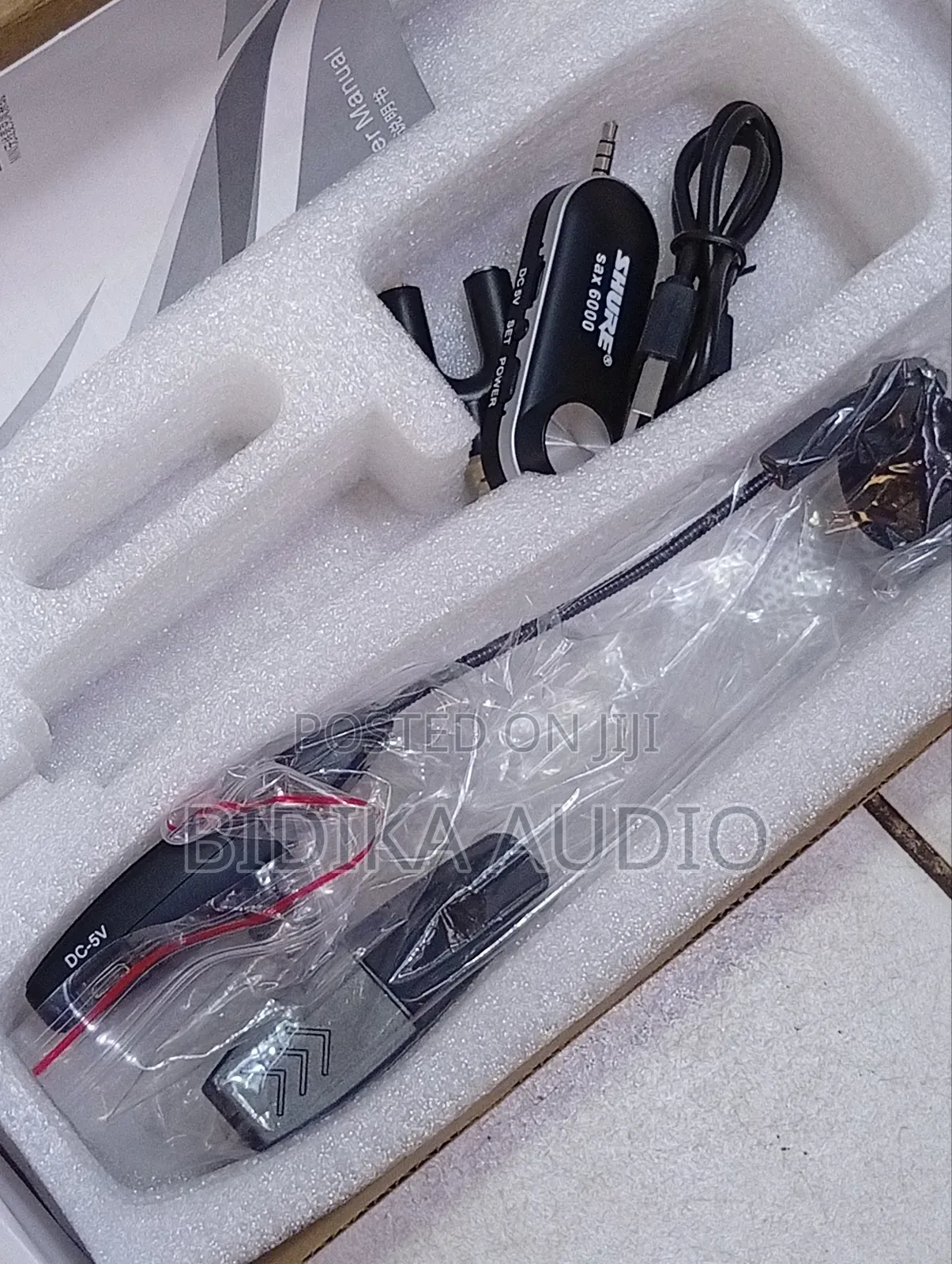 Quality Saxophone Microphone Sax 6000