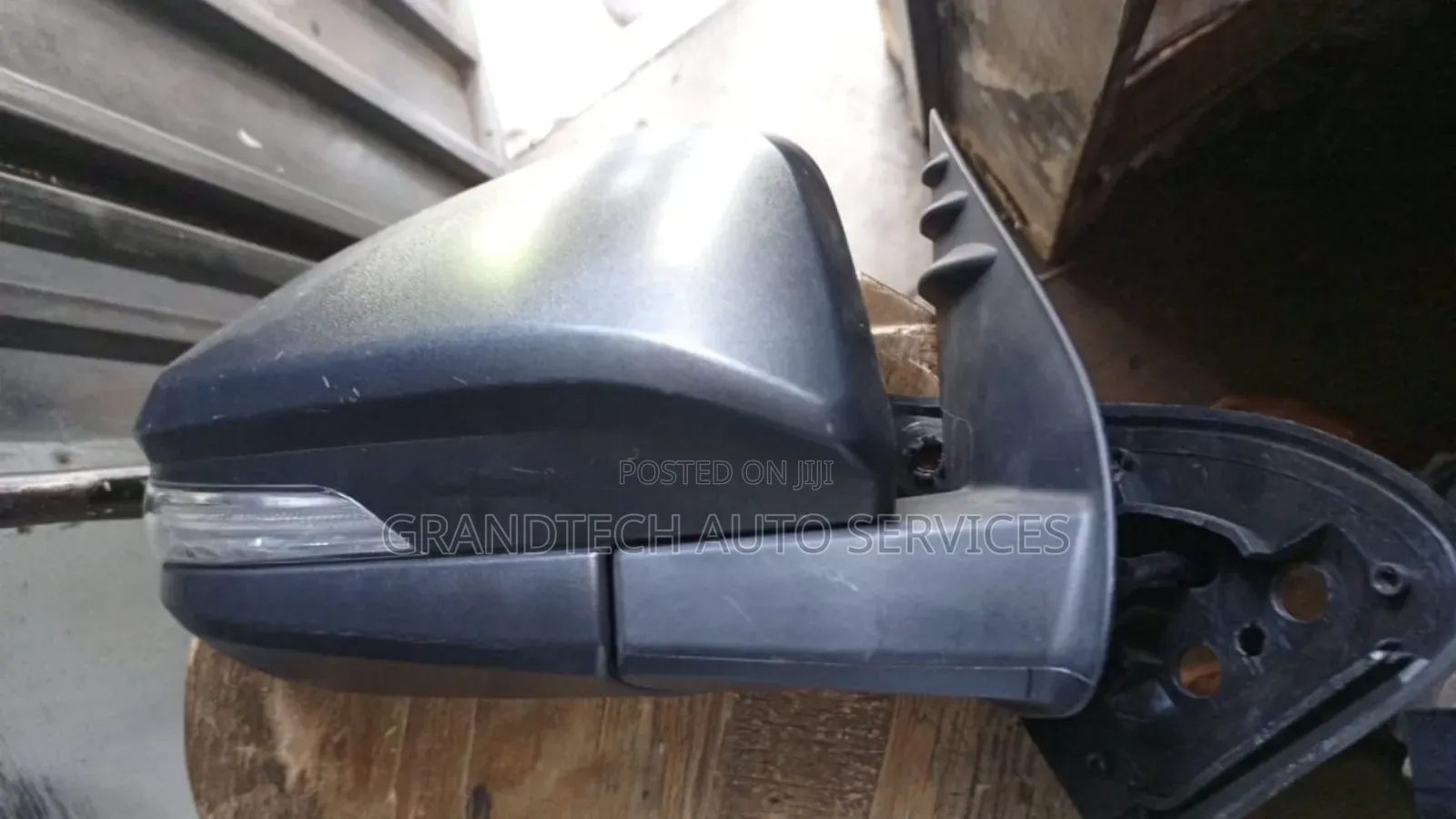 Toyota Hilux Revo Side Mirror [With Winker]