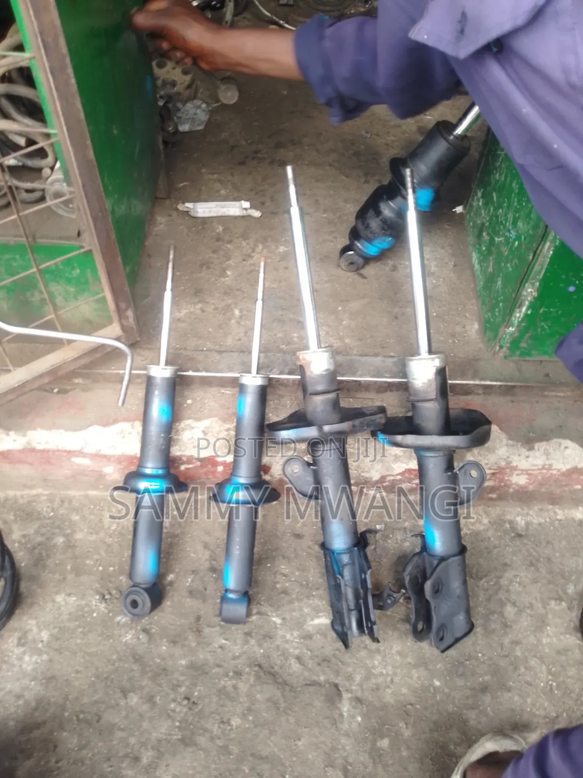 Honda Crossroad Front Shock