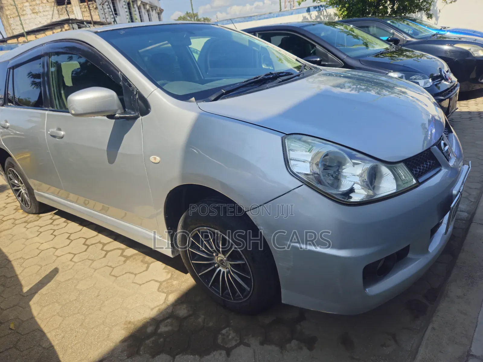 Nissan Wingroad 2014 Silver