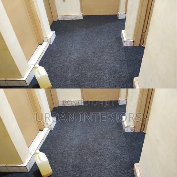 Wall to Wall Carpets. Grey Quality Hallway/Corridor Carpets