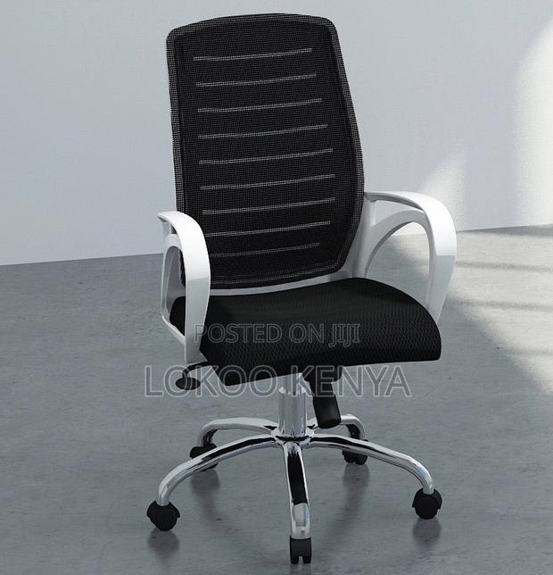 Office Chair: Mid-Back Ergonomic Office Chair - thumbnail 2