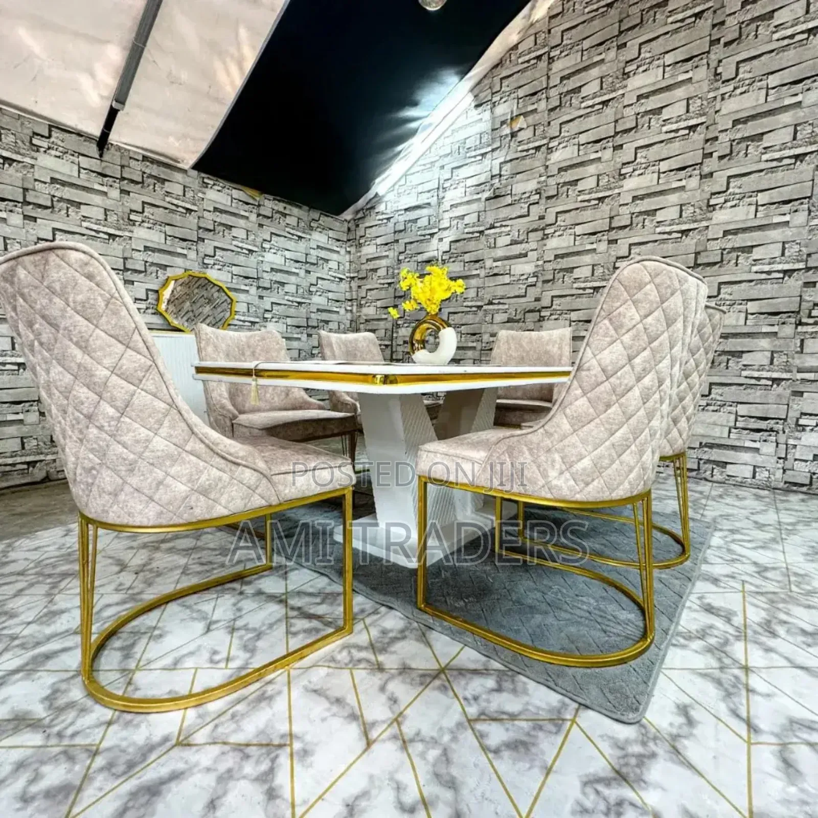 Family Dinning Set (6-Seats)