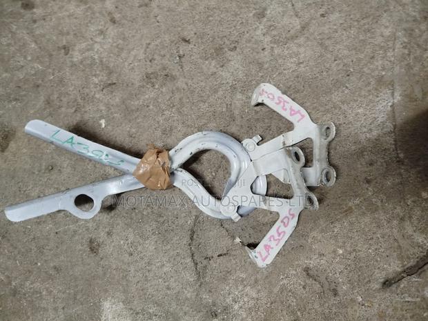 Alto New Bonnet Hinges
