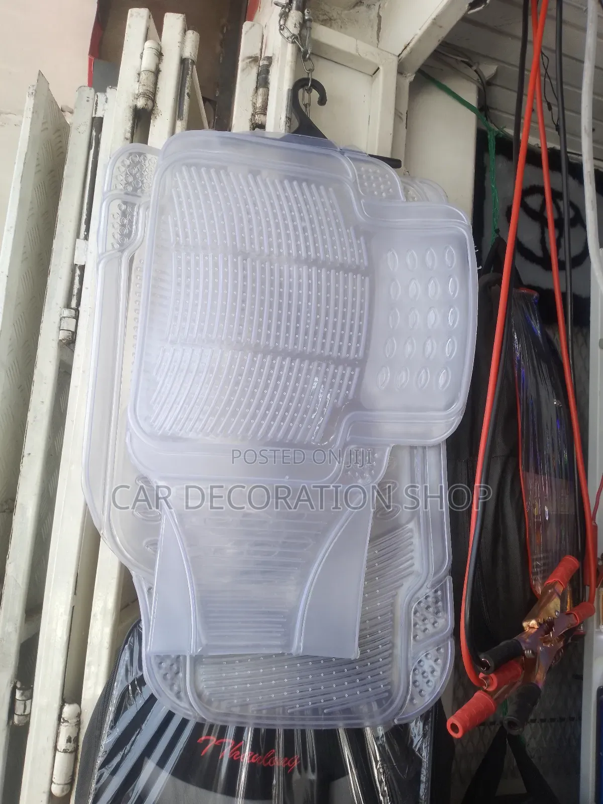 Clear Mat With Rear Continuous 1pc Mat