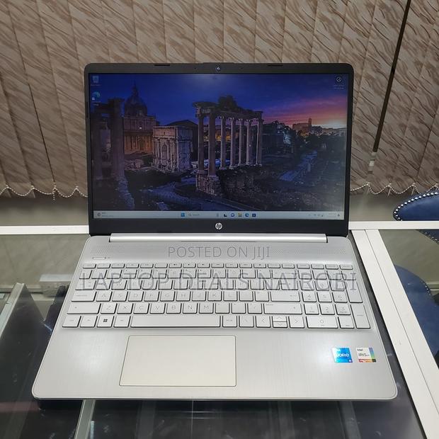 Laptop HP 15s 8GB Intel Core I5 SSD 512GB
