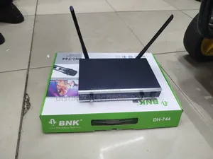 BNK Wireless Microphone
